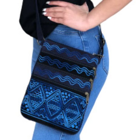 Black and Blue Crossbody Purse Geometric Design - Picture 3 of 3